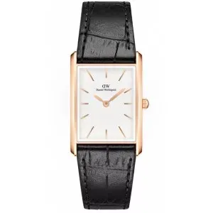 Ρολόι Daniel Wellington DW00100698 από ανοξείδωτο ατσάλι με λευκό καντράν και μαύρο δερμάτινο λουράκι.