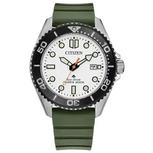 Ανδρικό Ρολόι CITIZEN Eco-Drive Diver BN0265-00A με λευκό καντράν και χακί καουτσούκ λουράκι.